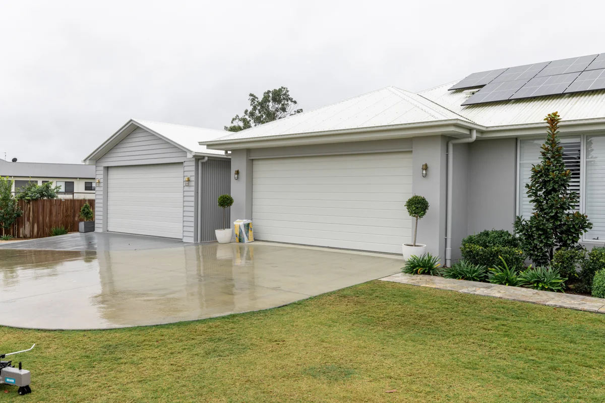 Residential steel garage designed to complement a home in Karalee, Brisbane