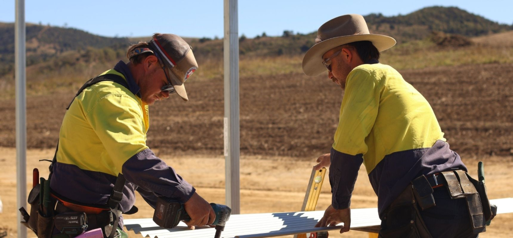 R&F Gatton build crew Bull working on site